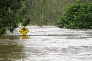 floodwater on the roads that needs commercial flood insurance