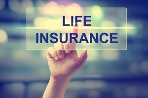 man clicking on life insurance policy