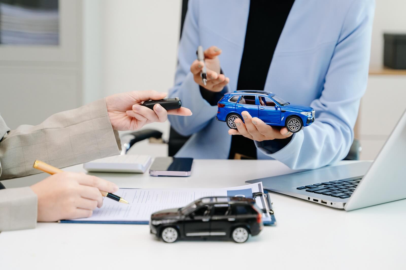 car auto insurance consultation using smartphone and documents